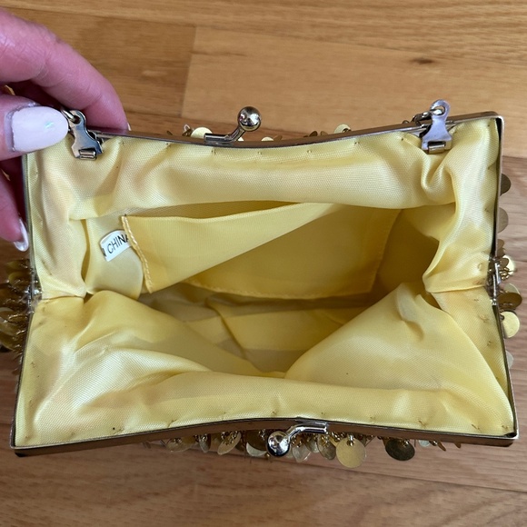 Gold Beaded Evening Bag with Chain Strap - Picture 5 of 13